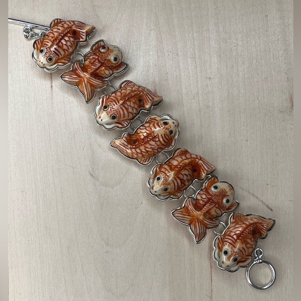Carved Koi Fish Bracelet .925 silver, total 7.5 inch long